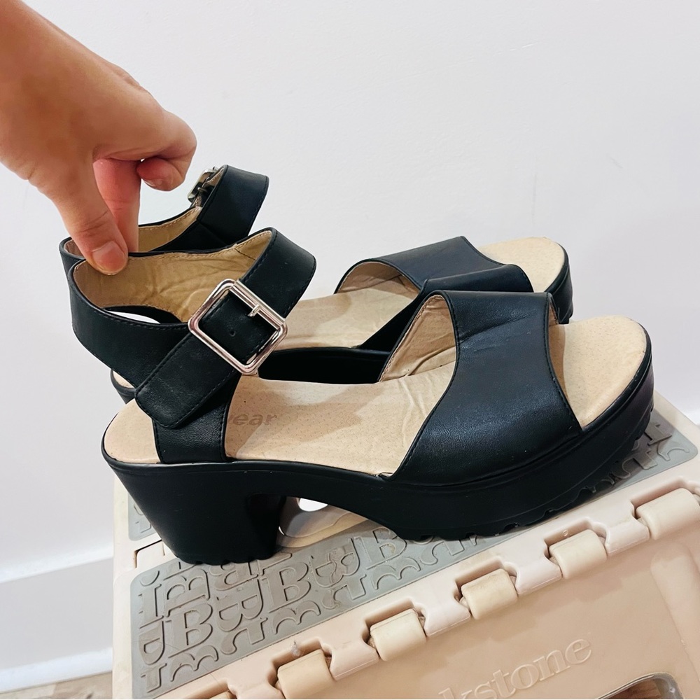 Koi Footwear Lor Chunky Platform Sandals Black Size… Gem